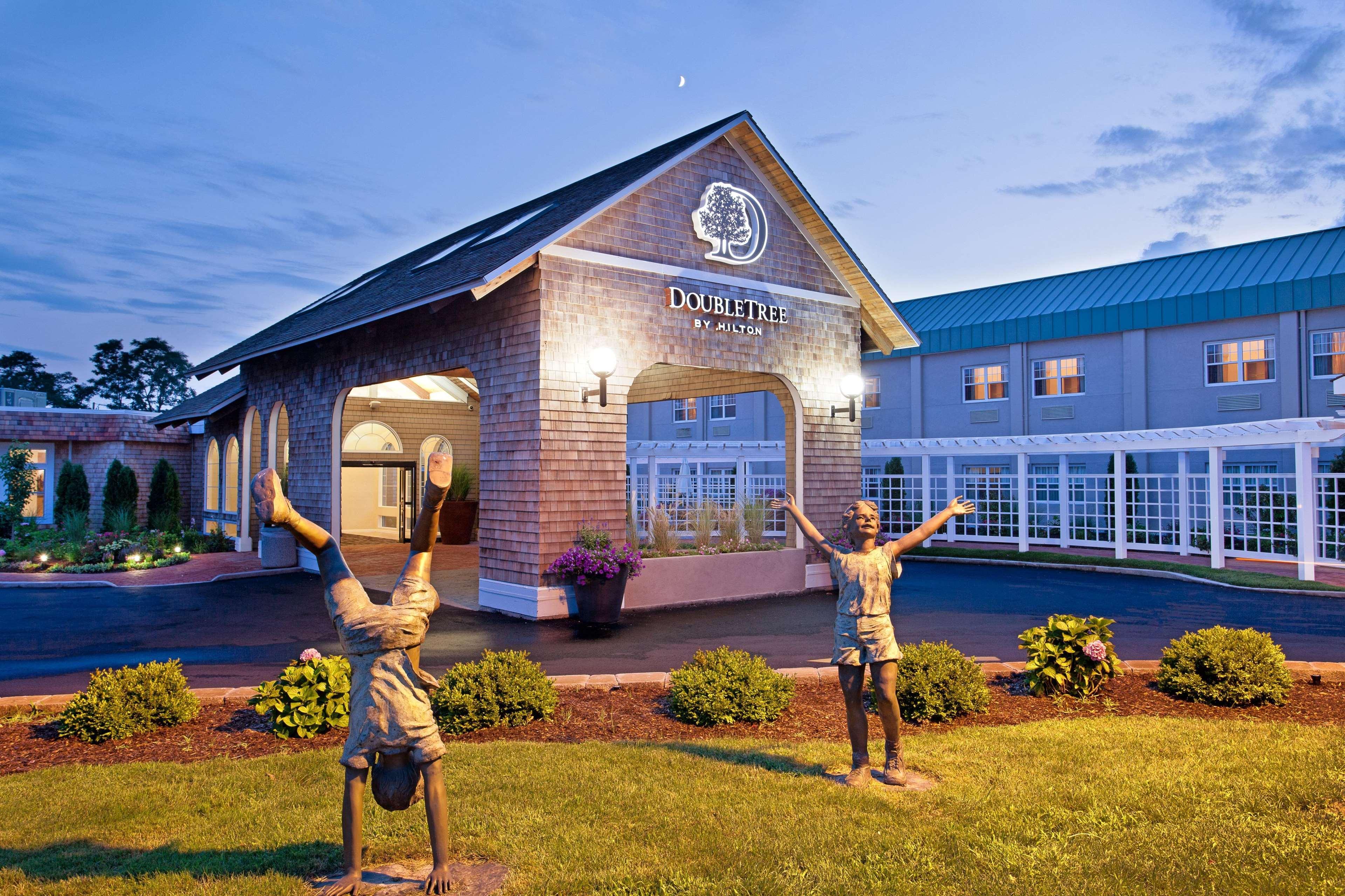 Hotel Doubletree By Hilton Cape Cod - Hyannis Extérieur photo