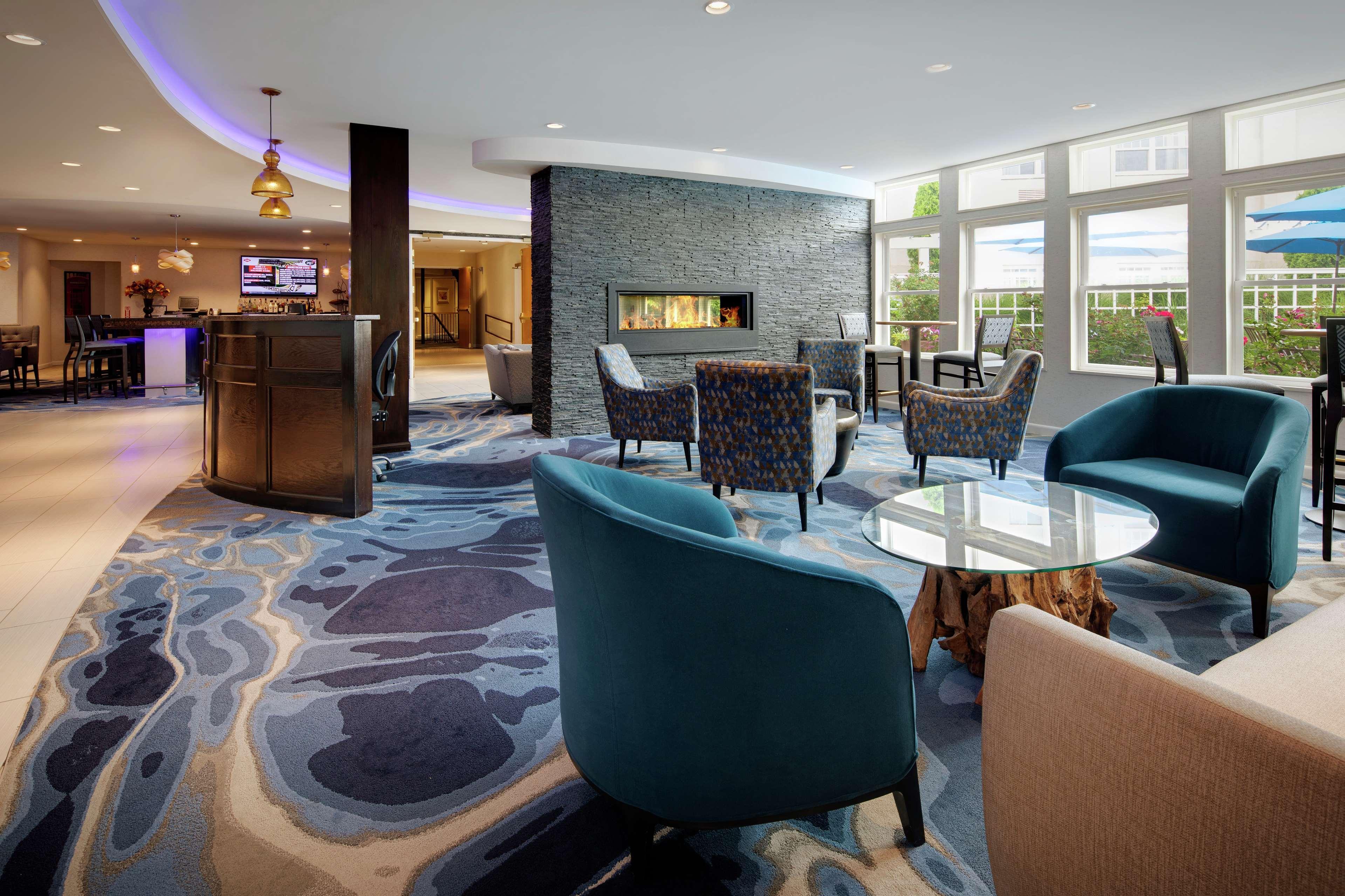 Hotel Doubletree By Hilton Cape Cod - Hyannis Extérieur photo